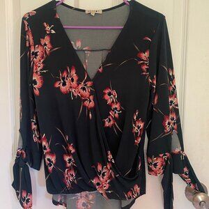 Beacon extra small blouse hunter green with pink flowers